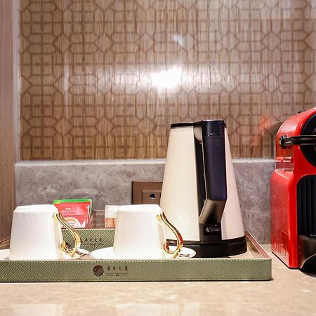 Beijing Guangdong Hotel Экстерьер фото